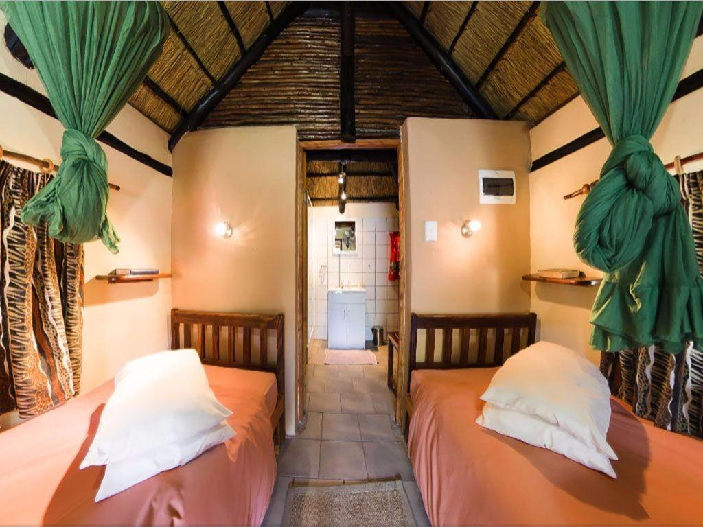 Ombinda Country Lodge Outjo Pokoj fotografie